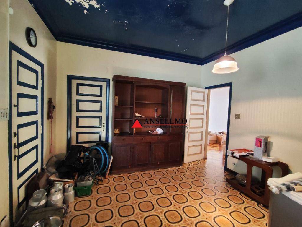 Casa para alugar com 3 quartos, 350m² - Foto 15