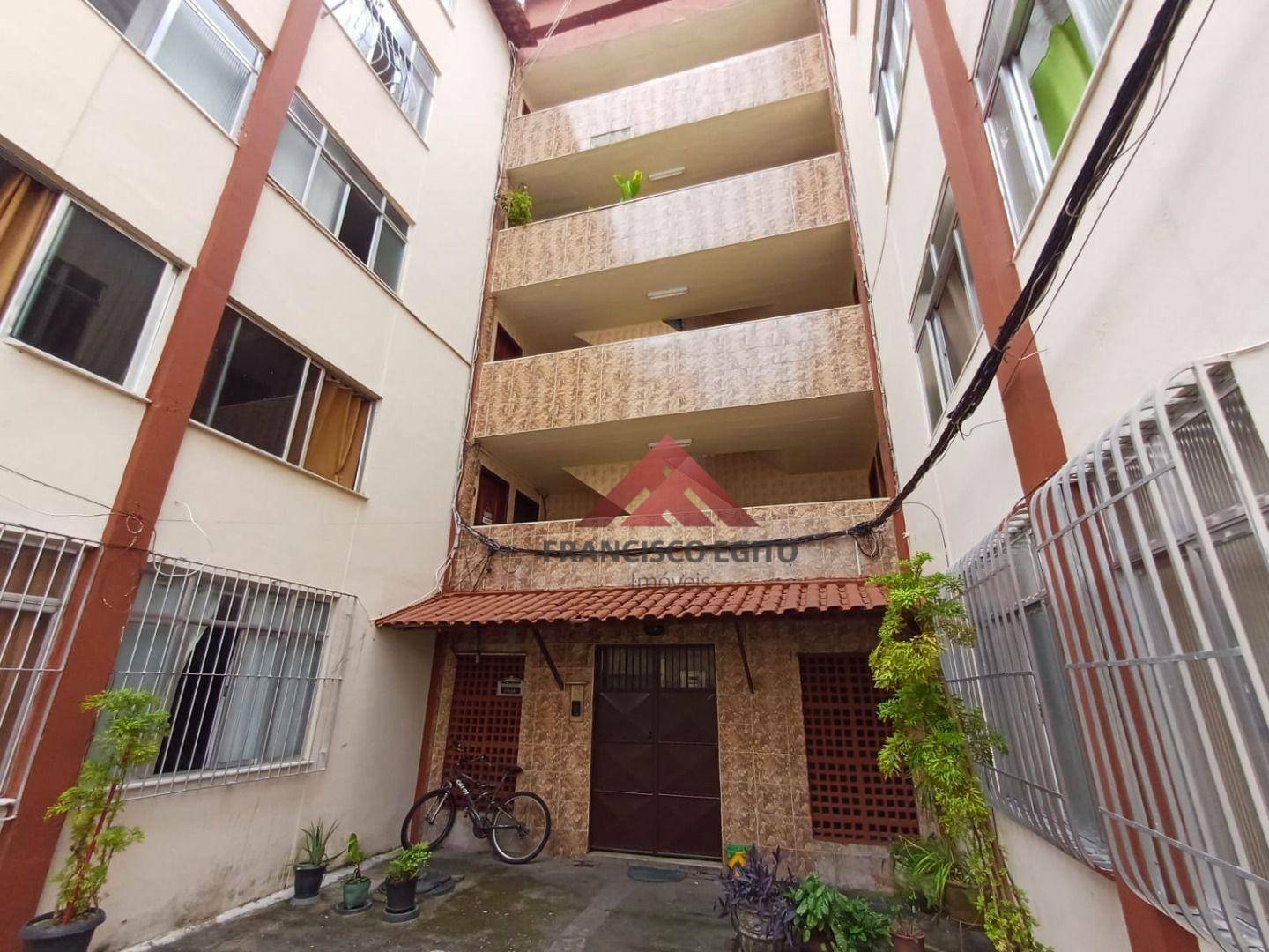 Apartamento à venda com 2 quartos, 42m² - Foto 1