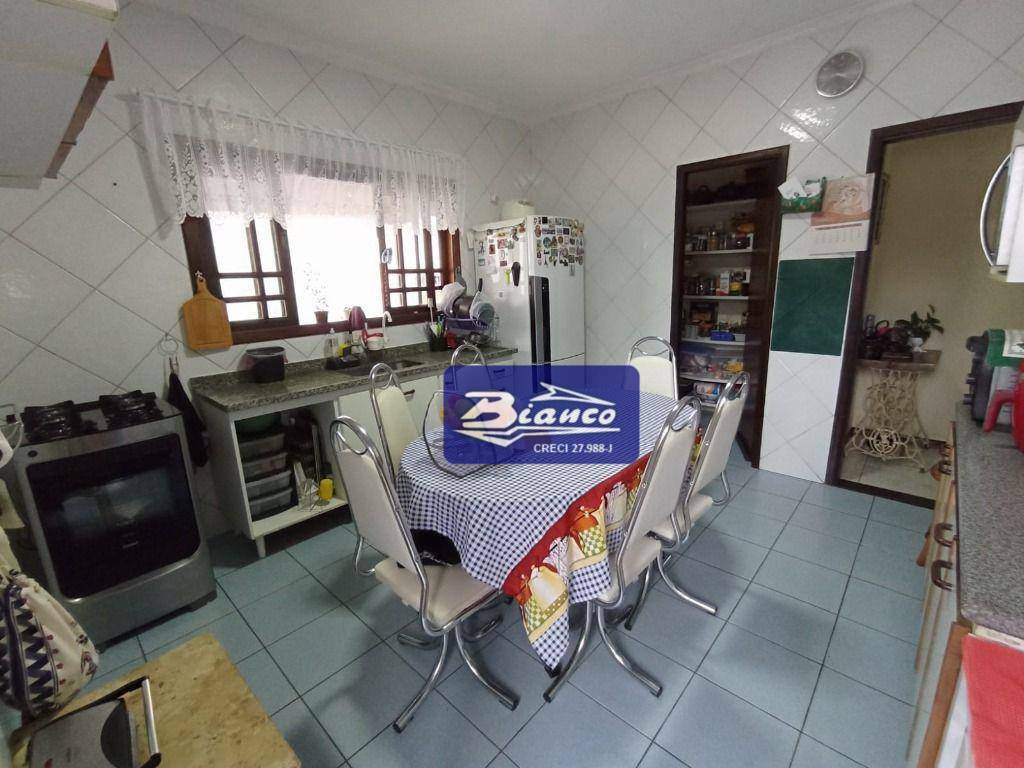 Sobrado à venda com 3 quartos, 154m² - Foto 6