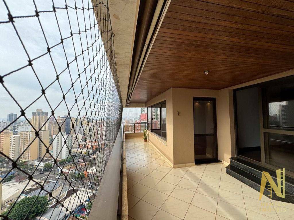 Apartamento à venda com 3 quartos, 298m² - Foto 10