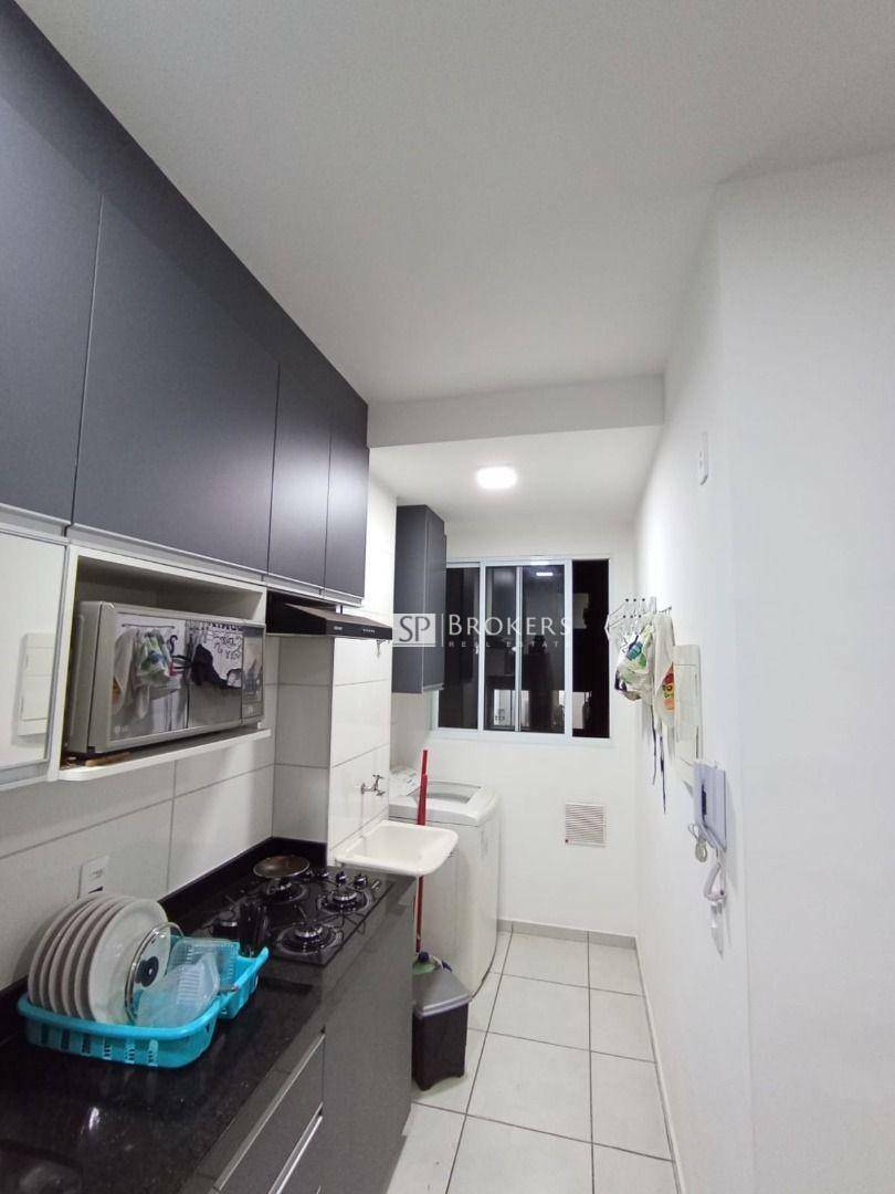 Apartamento à venda com 2 quartos, 52m² - Foto 2