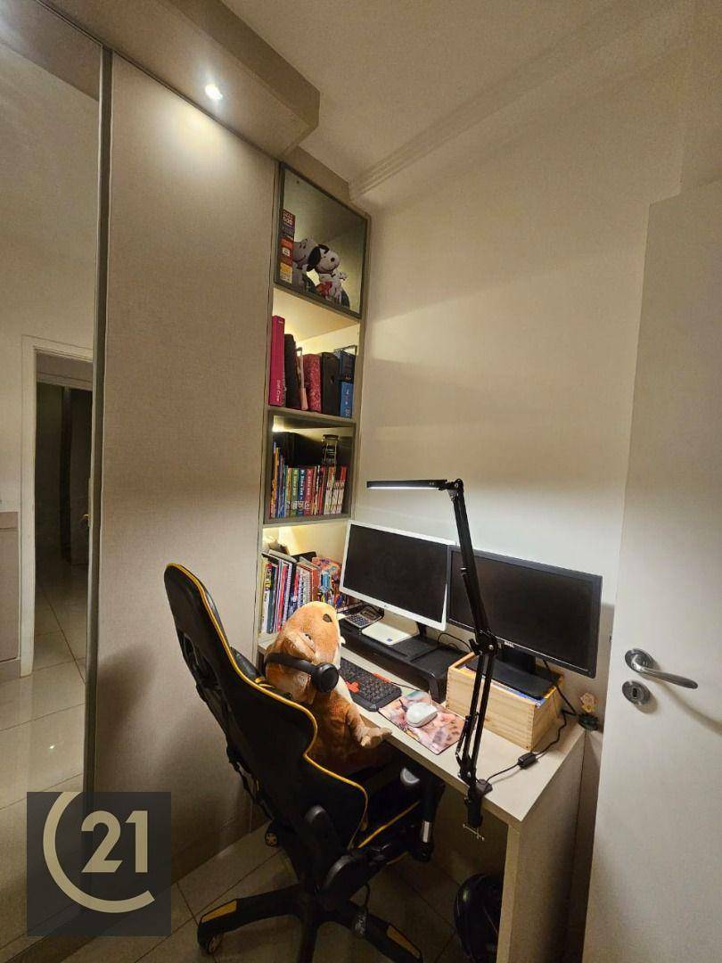 Apartamento à venda com 2 quartos, 67m² - Foto 9