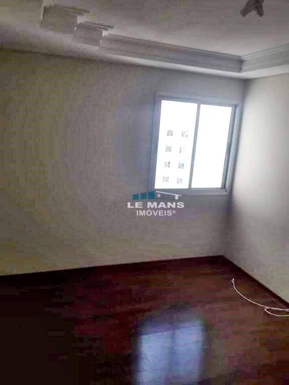 Apartamento à venda com 2 quartos, 54m² - Foto 3