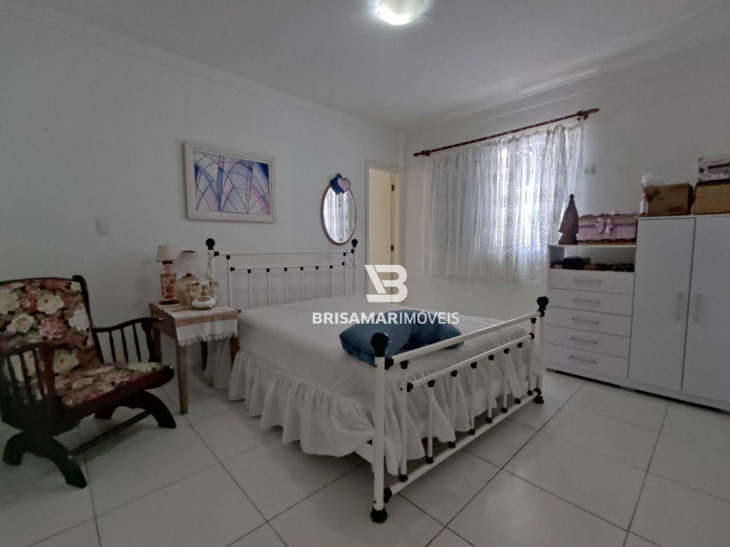 Apartamento à venda com 3 quartos, 136m² - Foto 13