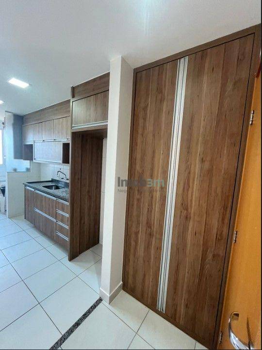 Apartamento à venda com 2 quartos, 69m² - Foto 3