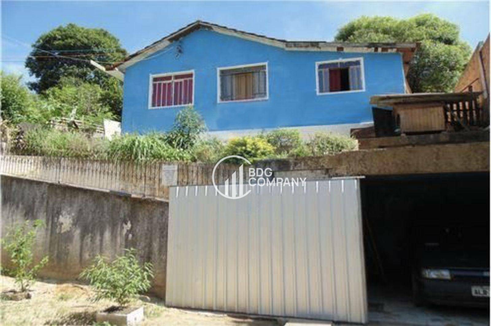 Casa à venda com 3 quartos, 88m² - Foto 1