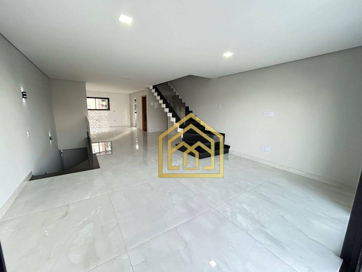 Sobrado à venda com 3 quartos, 230m² - Foto 11