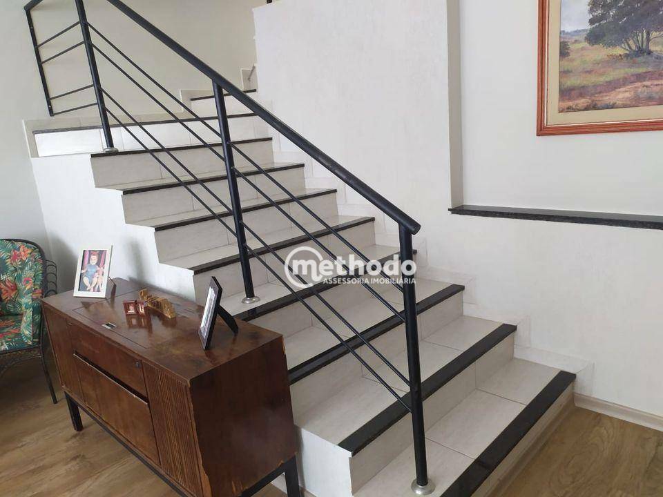 Casa à venda com 3 quartos, 227m² - Foto 11