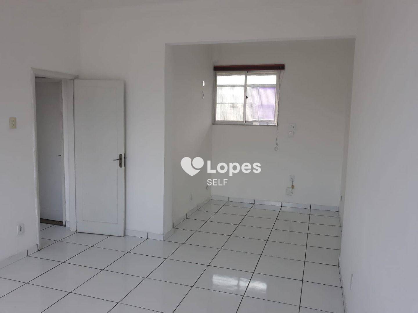 Apartamento à venda com 2 quartos, 96m² - Foto 4