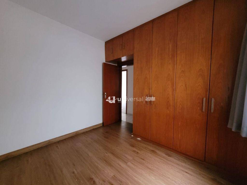Apartamento à venda com 3 quartos, 122m² - Foto 10