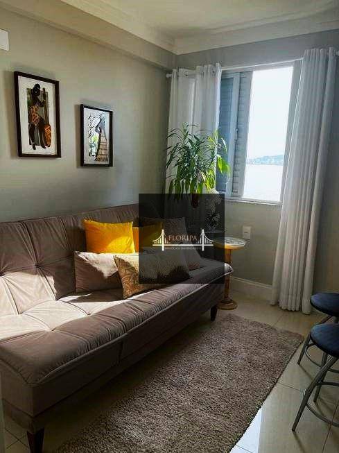 Apartamento à venda com 3 quartos, 160m² - Foto 6