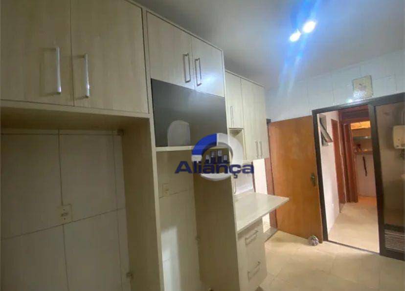 Apartamento à venda com 3 quartos, 72m² - Foto 32