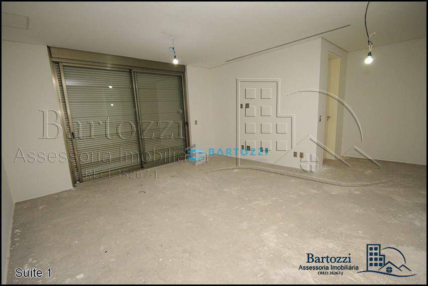 Sobrado à venda com 6 quartos, 950m² - Foto 44