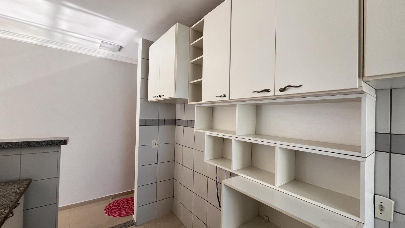 Apartamento à venda com 3 quartos, 77m² - Foto 13