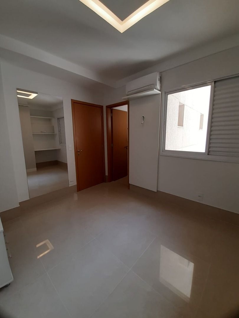 Apartamento à venda com 3 quartos, 220m² - Foto 12