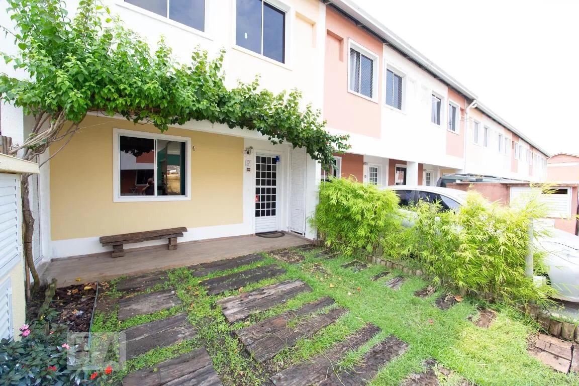 Casa de Condomínio à venda com 3 quartos, 86m² - Foto 2