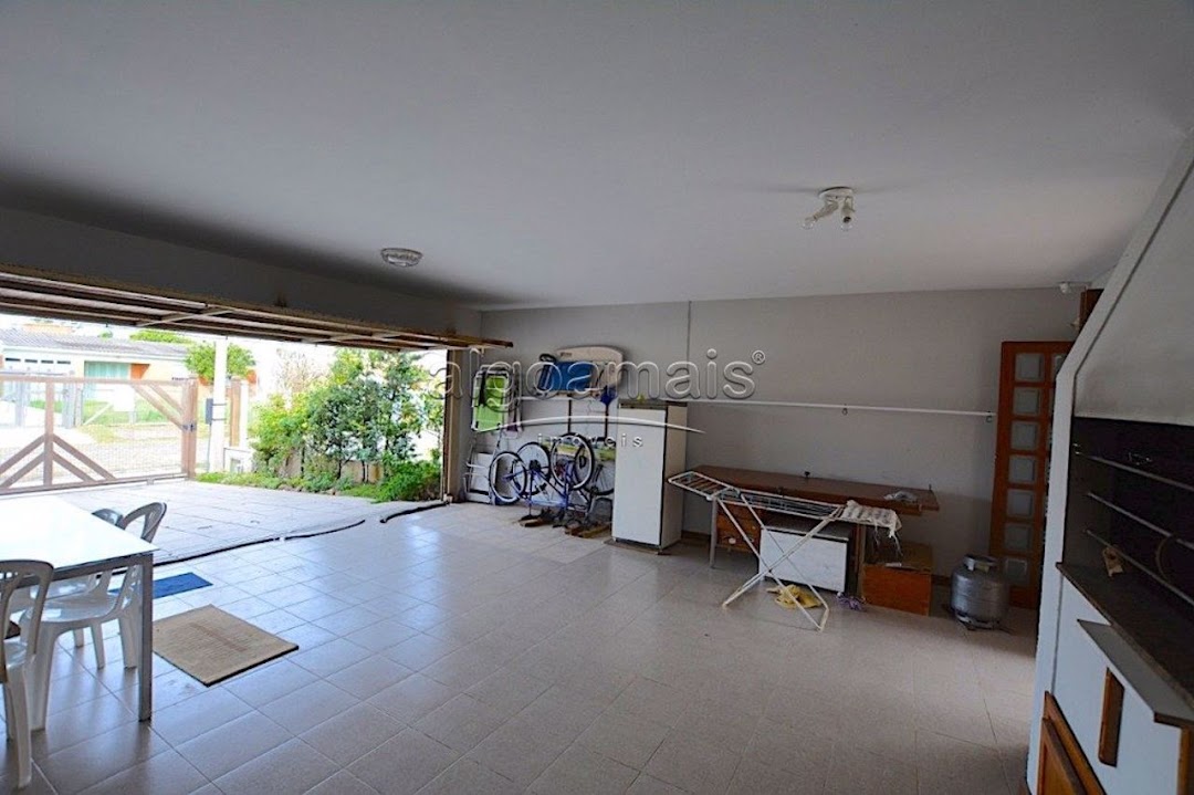 Casa à venda com 3 quartos, 180m² - Foto 9