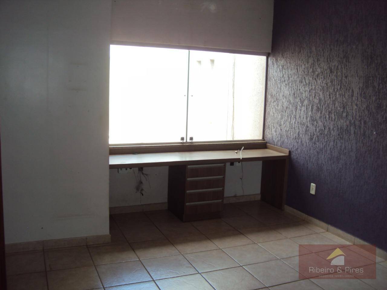 Sobrado à venda com 3 quartos, 200m² - Foto 11