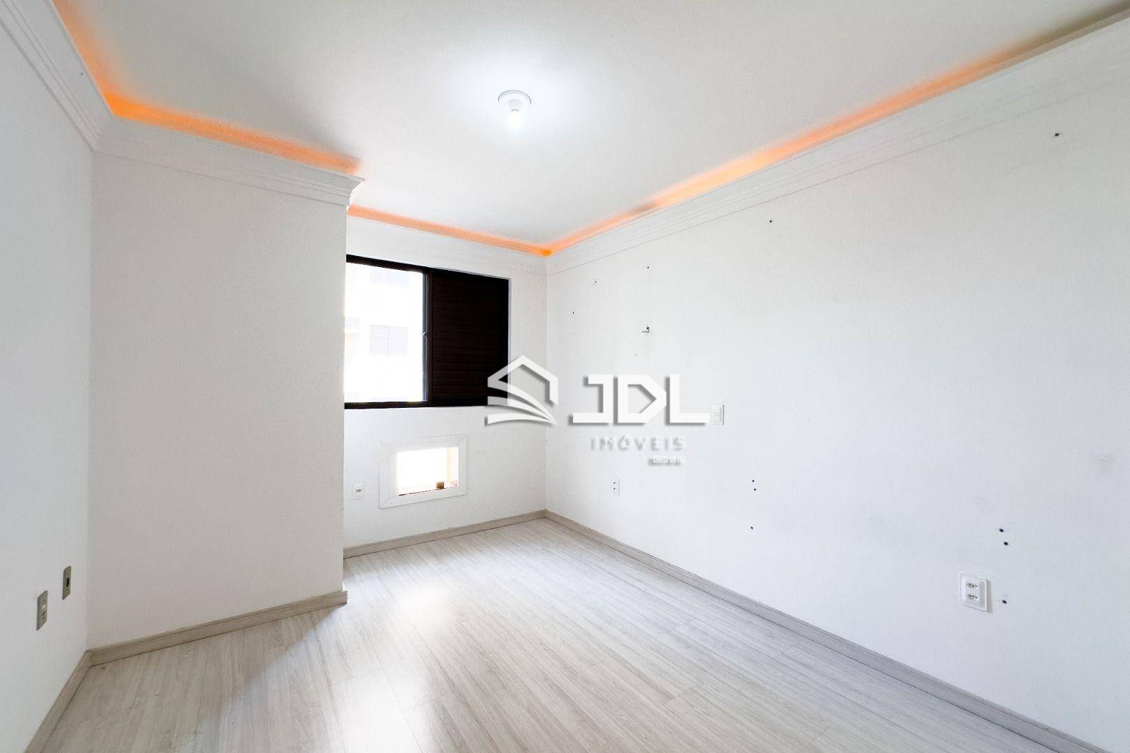 Apartamento à venda com 3 quartos, 118m² - Foto 21