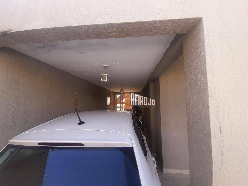 Sobrado à venda com 2 quartos, 131m² - Foto 21