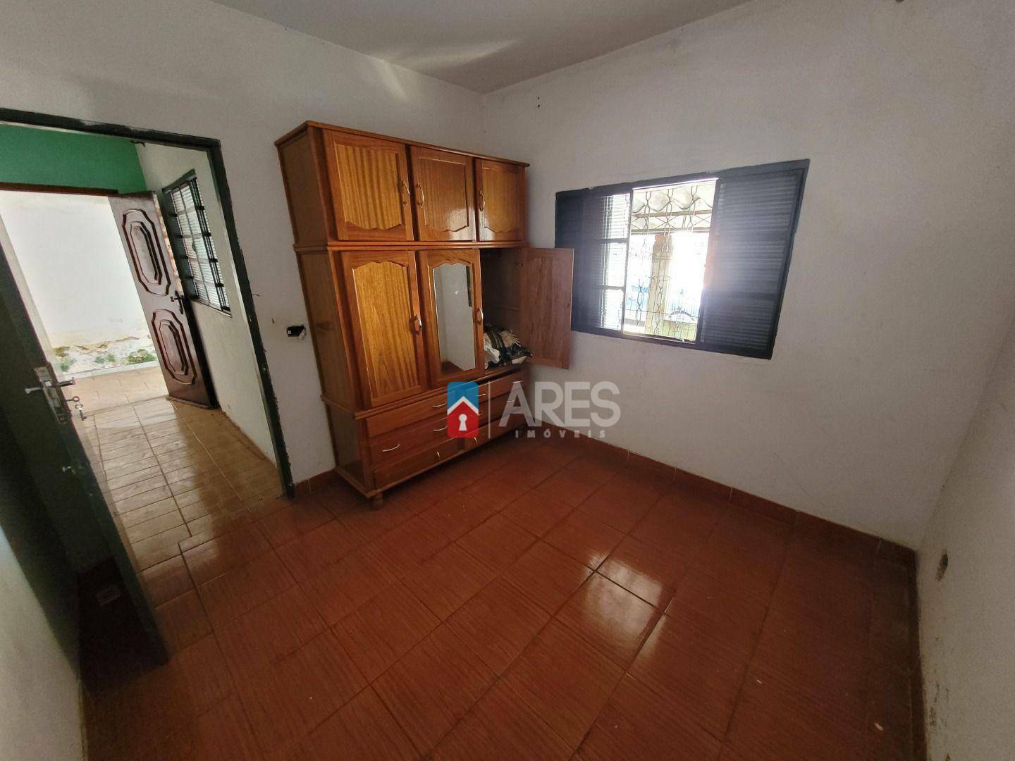 Casa à venda com 2 quartos, 100m² - Foto 3