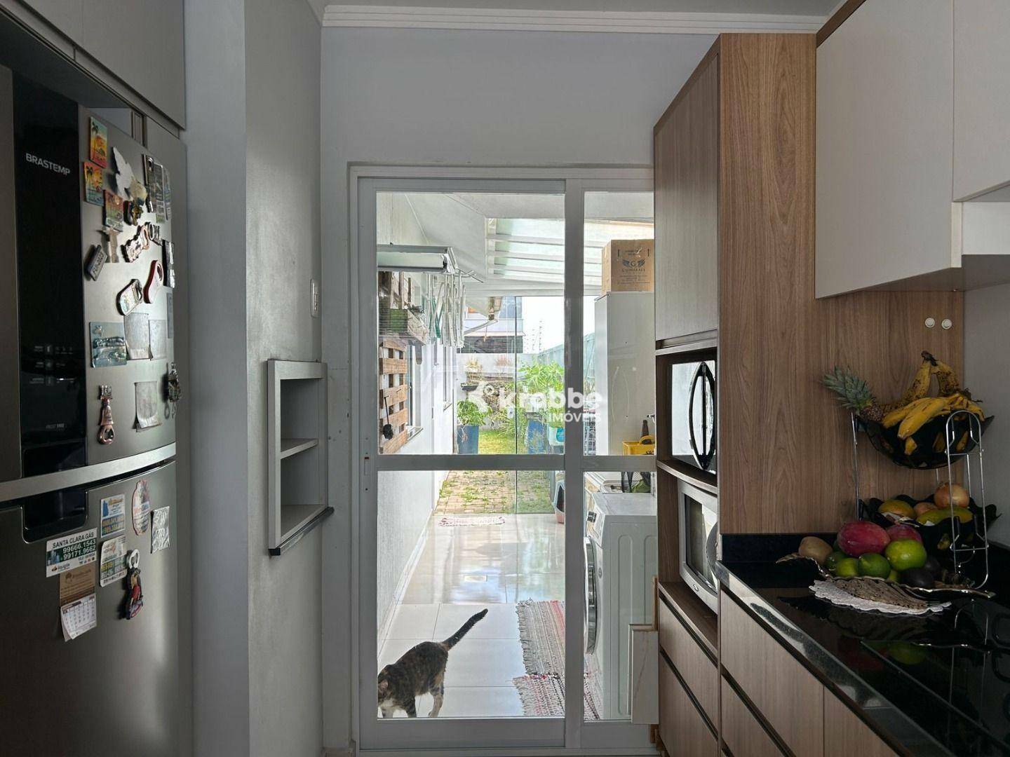 Casa à venda com 2 quartos, 84m² - Foto 12