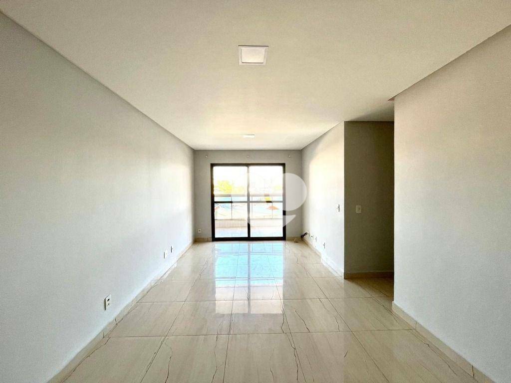Apartamento para alugar com 3 quartos, 165m² - Foto 8
