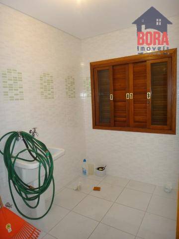 Casa à venda com 3 quartos, 300m² - Foto 14