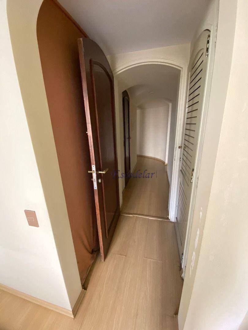 Apartamento para alugar com 2 quartos, 150m² - Foto 17