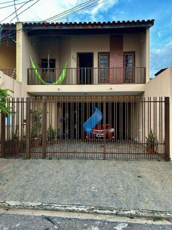 Casa à venda com 3 quartos, 150m² - Foto 2