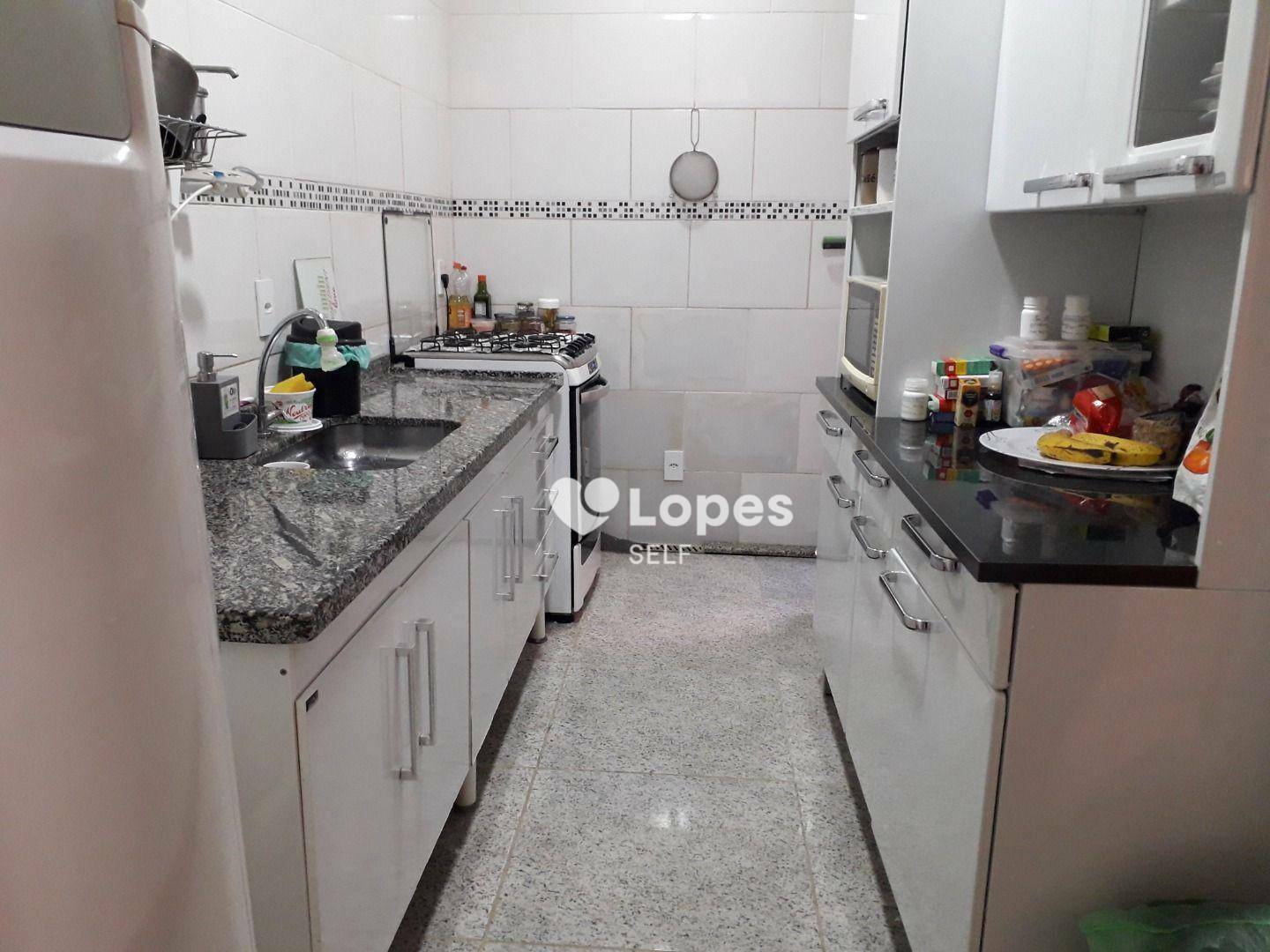 Casa à venda com 2 quartos, 70m² - Foto 6