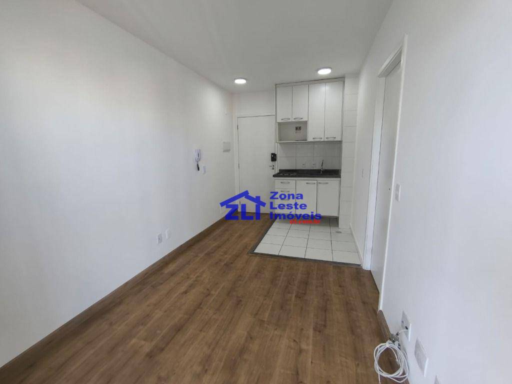 Apartamento à venda com 1 quarto, 34m² - Foto 2