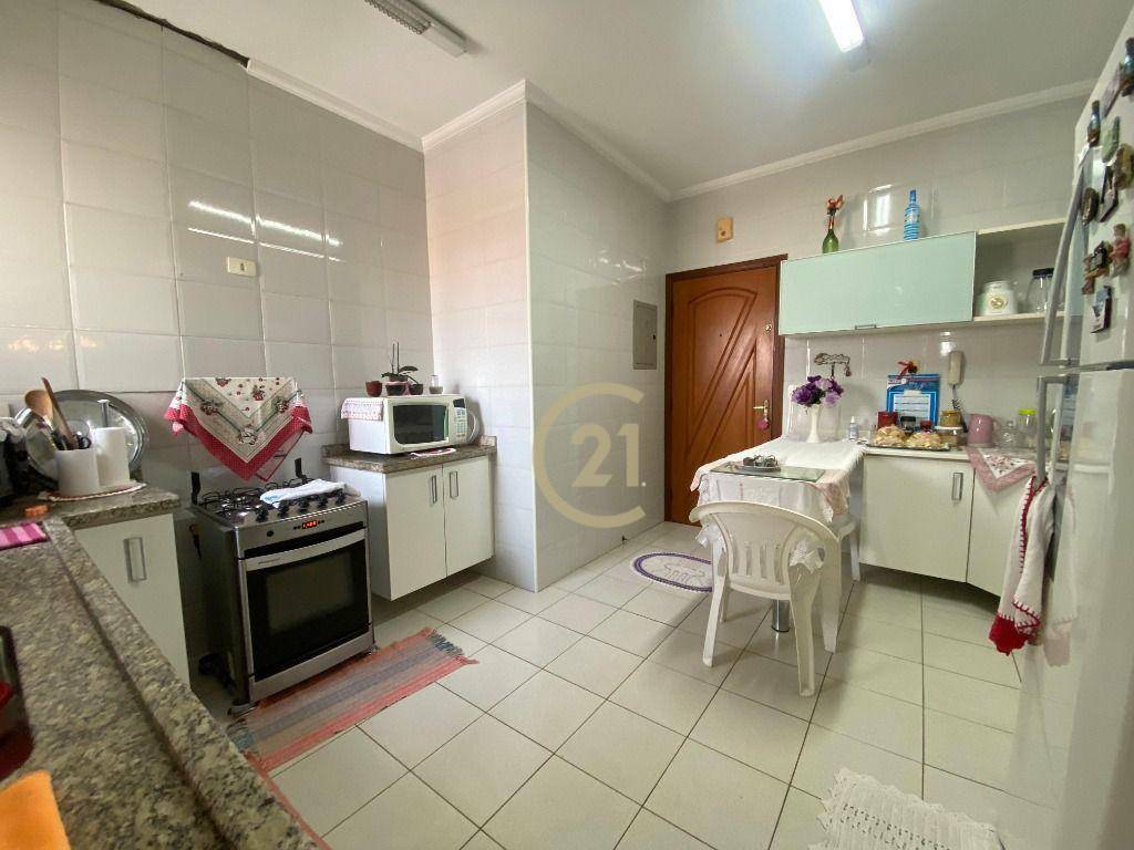 Apartamento à venda com 3 quartos, 110m² - Foto 6