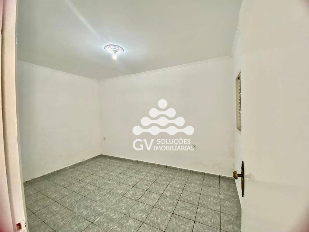 Casa para alugar com 3 quartos, 200m² - Foto 3