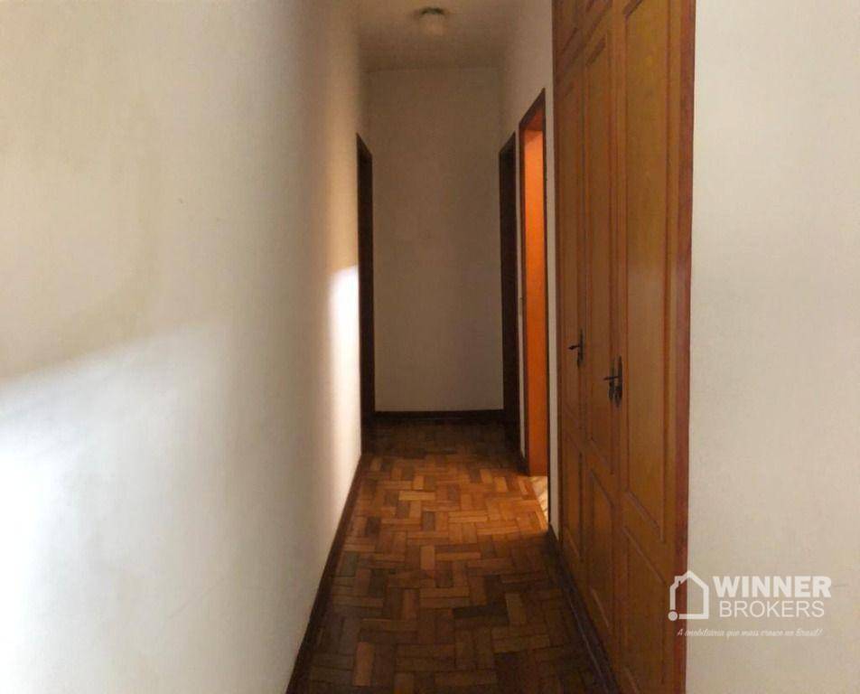 Sobrado à venda com 6 quartos, 463m² - Foto 26