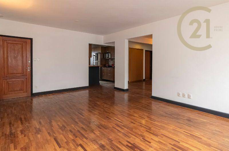 Apartamento para alugar com 2 quartos, 110m² - Foto 11