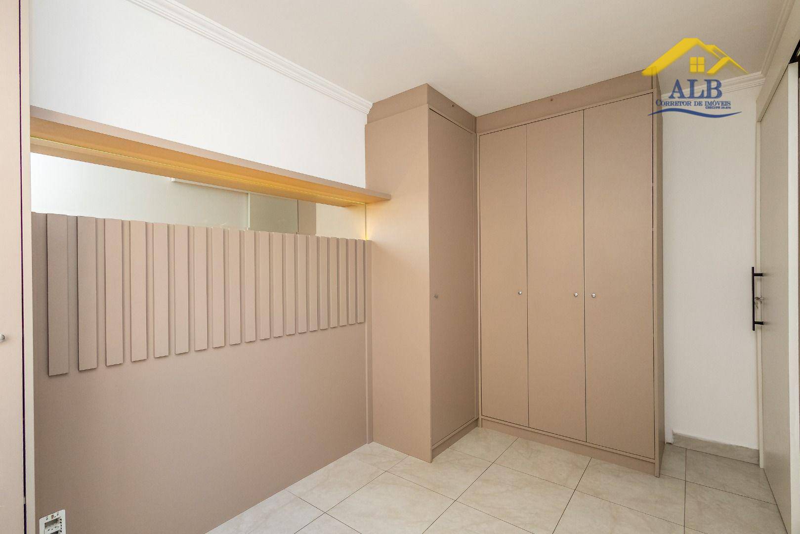 Apartamento à venda com 2 quartos, 50m² - Foto 33