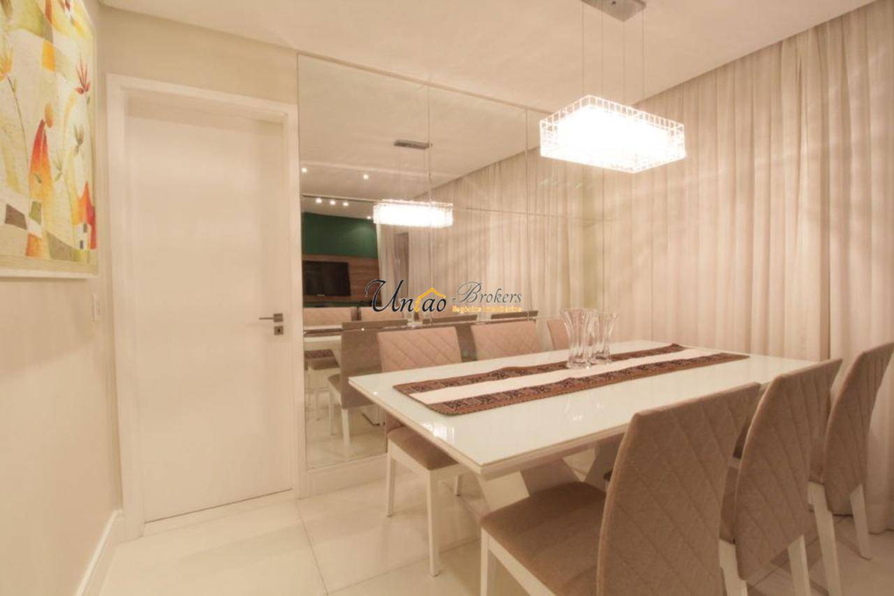 Apartamento à venda com 2 quartos, 79m² - Foto 9