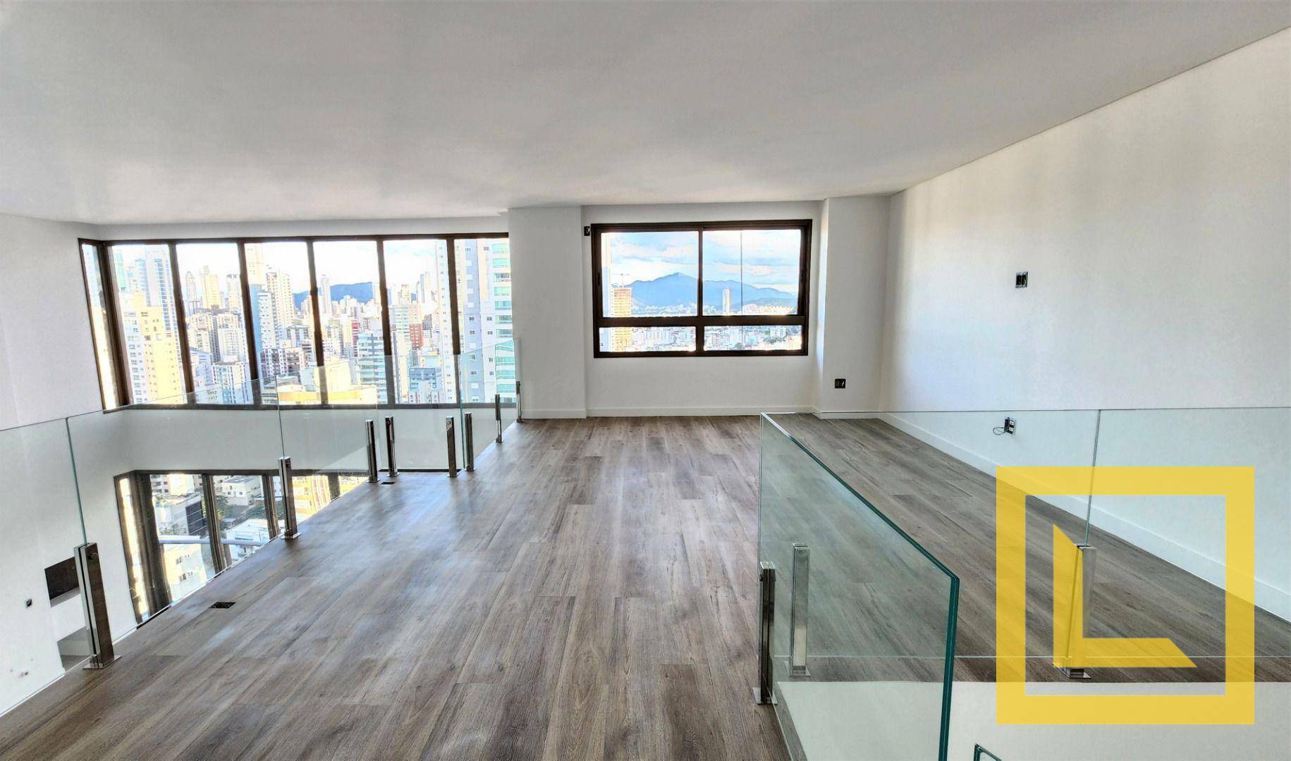 Apartamento à venda com 5 quartos, 238m² - Foto 6