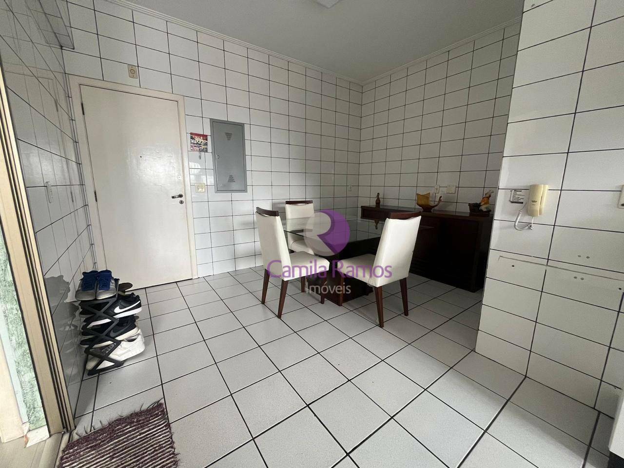 Apartamento à venda com 3 quartos, 135m² - Foto 4