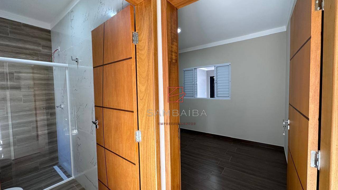 Casa à venda com 3 quartos, 120m² - Foto 18