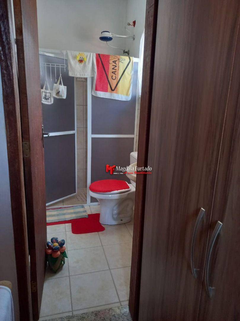 Casa à venda com 3 quartos, 155m² - Foto 2