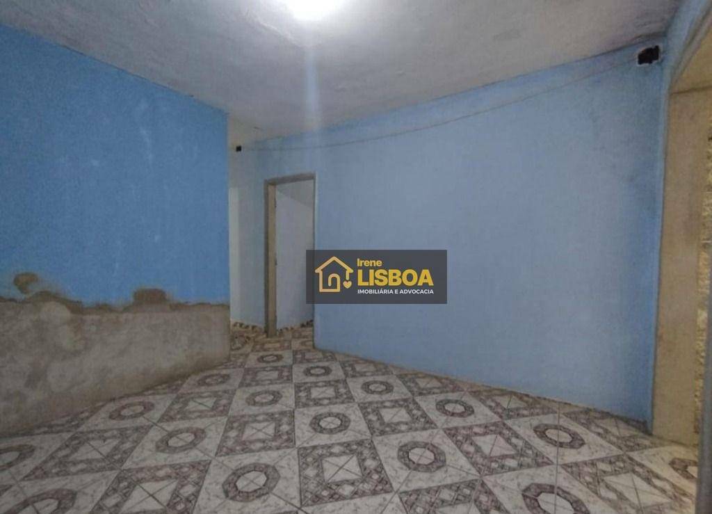 Casa à venda com 6 quartos, 250m² - Foto 19