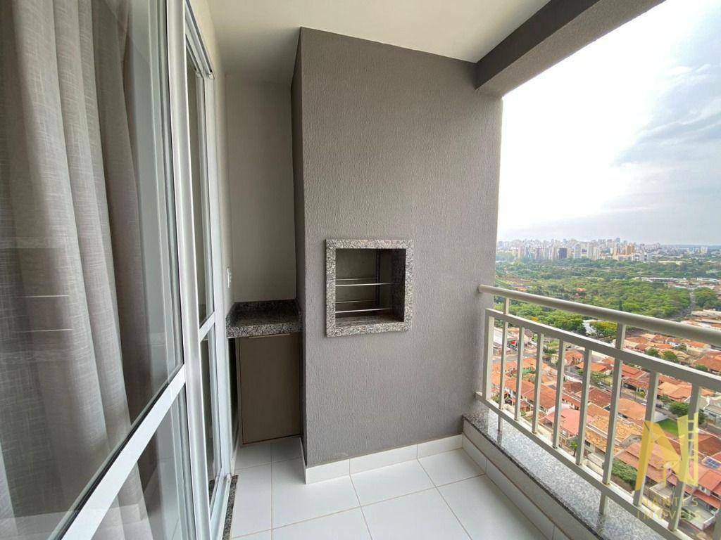 Apartamento à venda com 3 quartos, 66m² - Foto 2