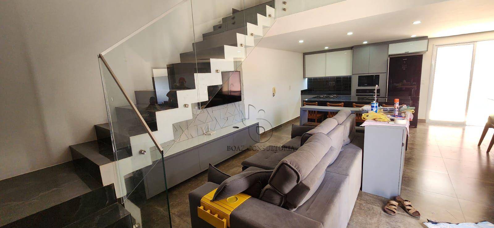 Casa à venda e aluguel com 2 quartos, 85m² - Foto 1