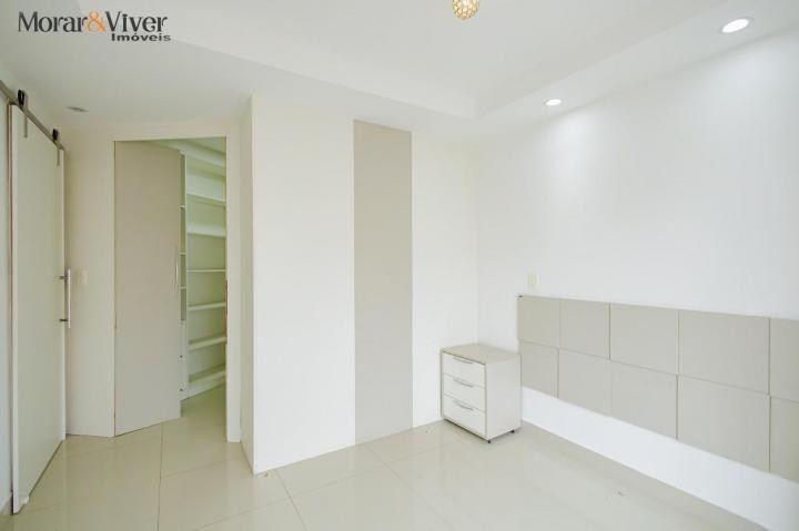 Sobrado à venda com 3 quartos, 100m² - Foto 14