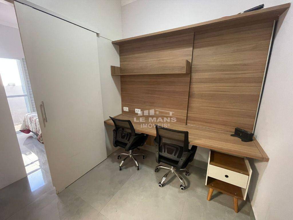 Casa de Condomínio para alugar com 3 quartos, 178m² - Foto 18