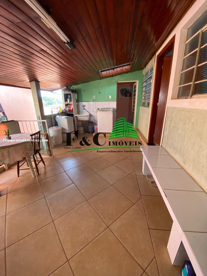 Casa à venda com 3 quartos, 250m² - Foto 38