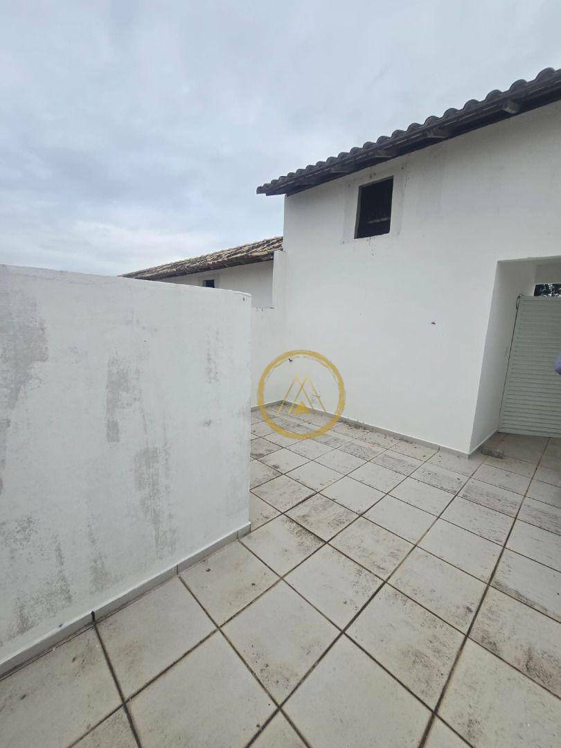 Casa à venda e aluguel com 3 quartos, 110m² - Foto 14