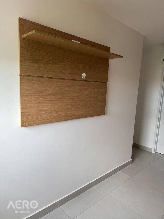 Apartamento para alugar com 2 quartos, 64m² - Foto 16